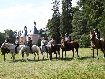 Chateau de Saint-Fargeau - Multiactivites